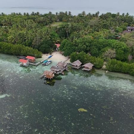 Arborek Diving Homestay R4 Besir ภายนอก รูปภาพ