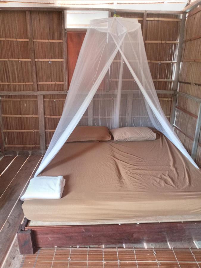 Arborek Diving Homestay R4 Besir ภายนอก รูปภาพ