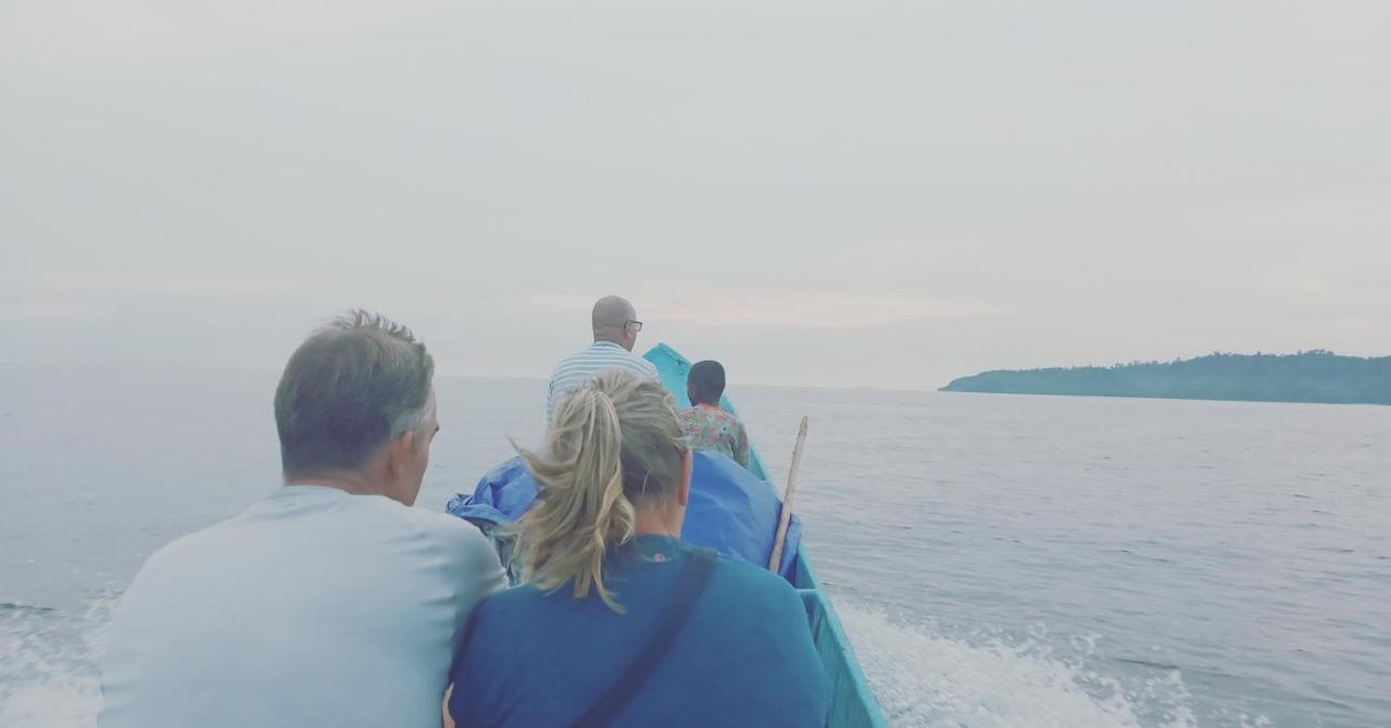 Arborek Diving Homestay R4 Besir ภายนอก รูปภาพ
