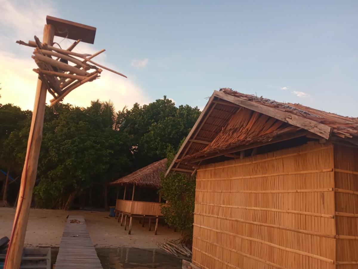 Arborek Diving Homestay R4 Besir ภายนอก รูปภาพ