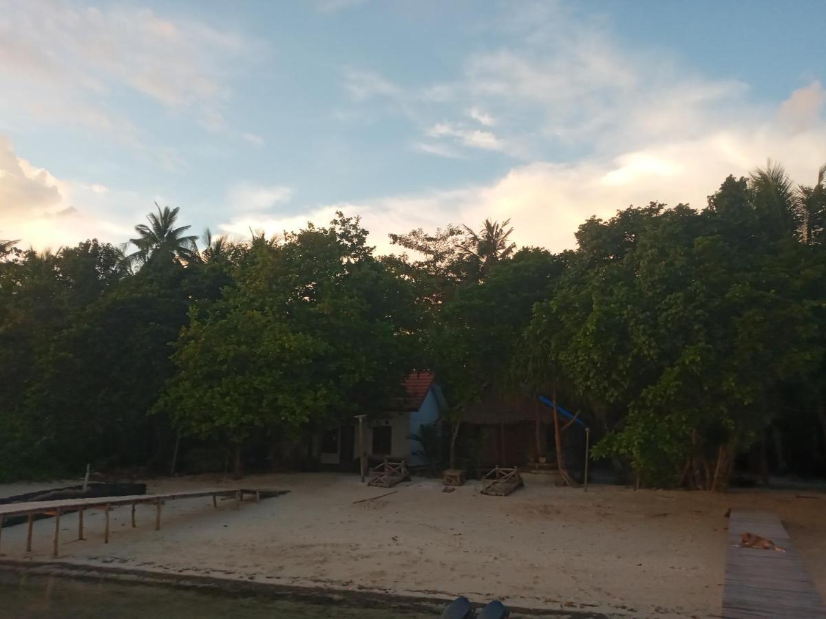 Arborek Diving Homestay R4 Besir ภายนอก รูปภาพ