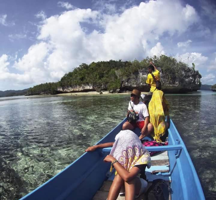 Arborek Diving Homestay R4 Besir ภายนอก รูปภาพ