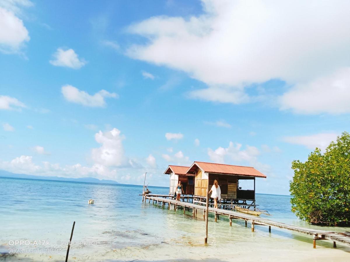 Arborek Diving Homestay R4 Besir ภายนอก รูปภาพ